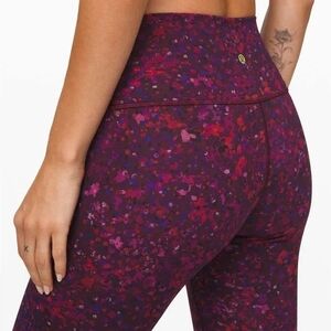 Lululemon - Sz 8 (Wunder Under)